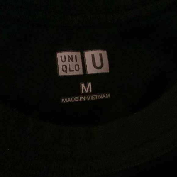 Uniqlo Women’s M T Shirt black - Picture 3 of 4